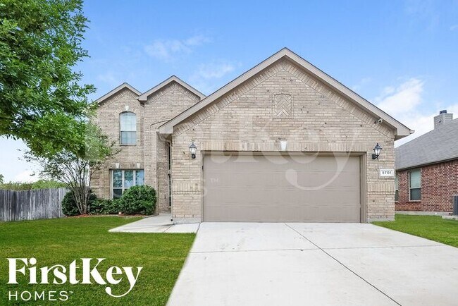 property at 5701 Fountain Flat Dr