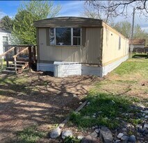 104 1st Ave SW in Park City, MT - Building Photo