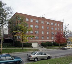 West Riverview Terrace Apartments in Dayton, OH - Building Photo