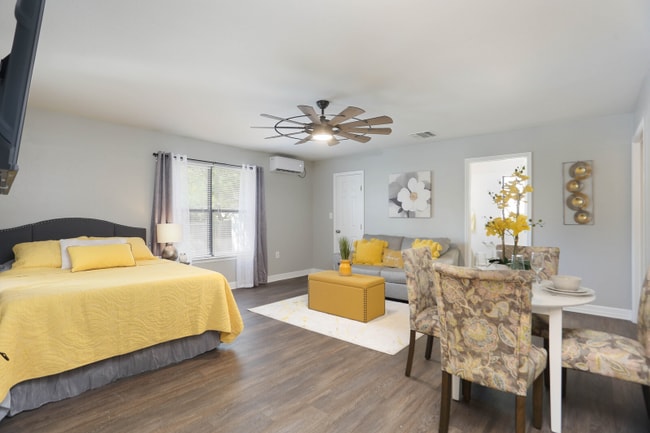 9011 Welles Way in San Antonio, TX - Building Photo - Building Photo
