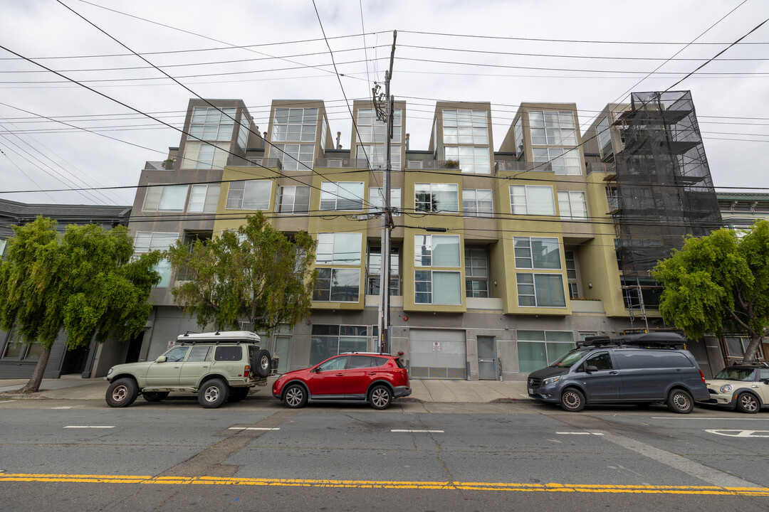 2407 Harrison St in San Francisco, CA - Building Photo