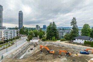 13764 Larner Rd in Surrey, BC - Building Photo