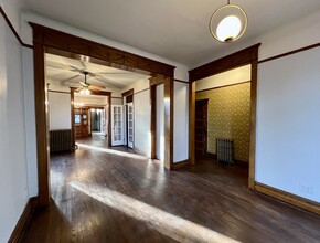 2326 S Millard Ave in Chicago, IL - Building Photo - Building Photo