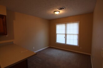 1326 Kurt Cir in Auburn, AL - Building Photo - Building Photo