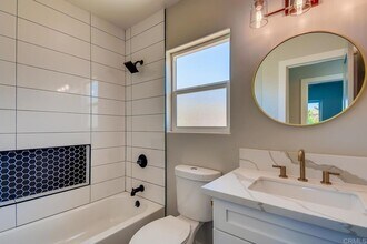 4806 Rolando Blvd in San Diego, CA - Building Photo - Building Photo
