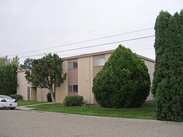 155 Howard Ave in Weiser, ID - Building Photo