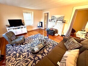 41 Mt Vernon St in Somerville, MA - Building Photo - Building Photo