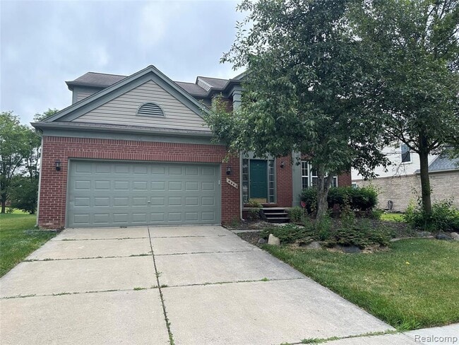 4446 Sherwood Cir in Canton Township, MI - Building Photo - Building Photo