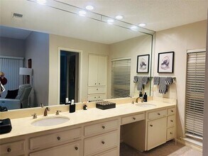 7120 Teakwood Dr in Dallas, TX - Building Photo - Building Photo