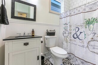 2213 Louisiana Ave in New Orleans, LA - Building Photo - Building Photo