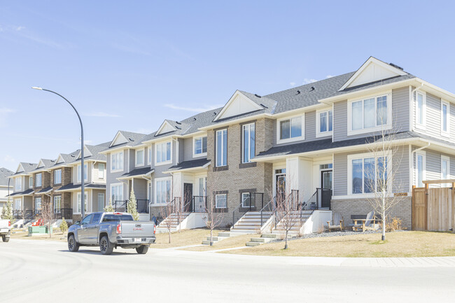 The Willows of River Heights in Cochrane, AB - Building Photo - Building Photo