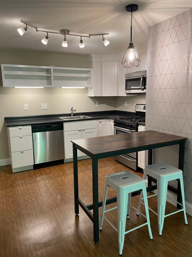 22 7th Ave in Lowell, MA - Building Photo - Building Photo