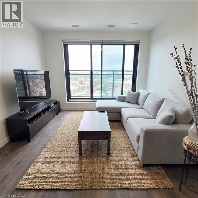 181 King St S in Waterloo, ON - Building Photo - Building Photo