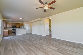 10430 Abrams Dr in Colorado Springs, CO - Building Photo - Building Photo