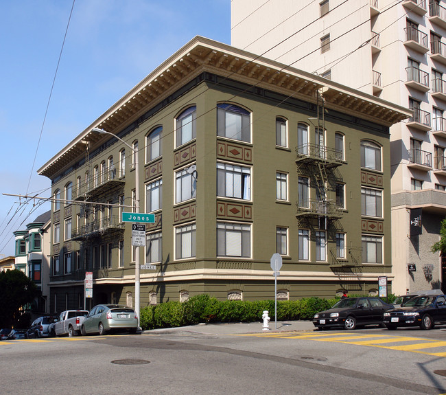 1300 Sacramento St in San Francisco, CA - Building Photo - Building Photo