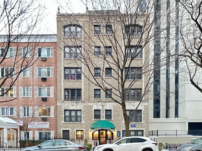 property at 1314 N Dearborn St