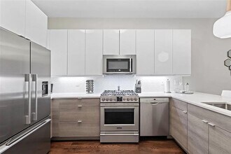 267 Baldwin Ave in Jersey City, NJ - Building Photo - Building Photo