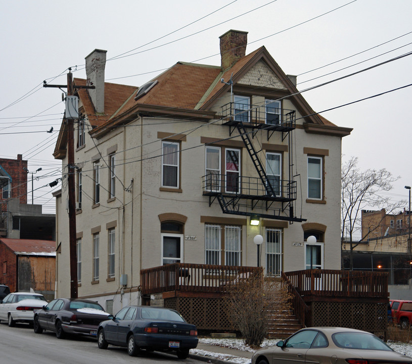 2701-2703 Euclid Ave in Cincinnati, OH - Building Photo