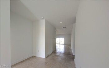 1103 Harold Ave S in Lehigh Acres, FL - Building Photo - Building Photo