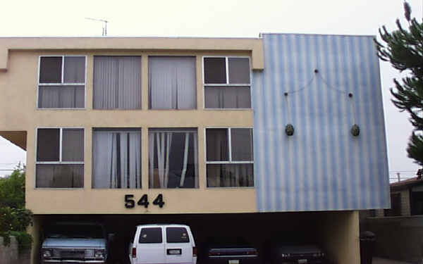 544 Vine St in Glendale, CA - Building Photo