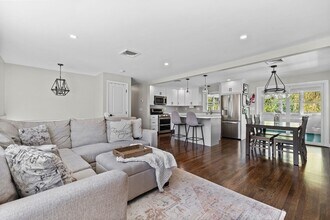 193 Bonham Rd in Dedham, MA - Building Photo - Building Photo