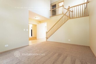 322 Clarewood Cir in Grayslake, IL - Building Photo - Building Photo