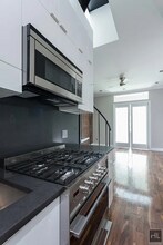 E 75TH ST., Unit 5A in New York, NY - Building Photo - Building Photo