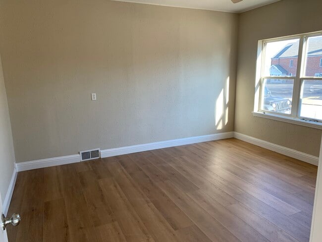 111 Lincoln Ave in Union, MO - Building Photo - Building Photo