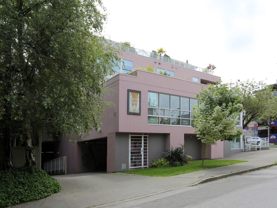 2188-2190 York Ave in Vancouver, BC - Building Photo