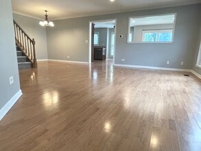 1076 Rockport Dr in Carol Stream, IL - Building Photo - Building Photo