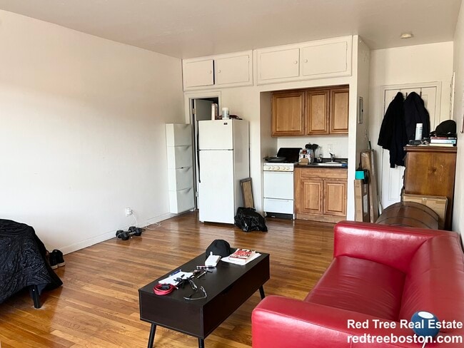 153 Brighton Ave, Unit 14 in Boston, MA - Building Photo - Building Photo