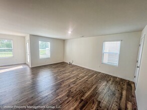 195 Draft St in Rossville, GA - Building Photo - Building Photo