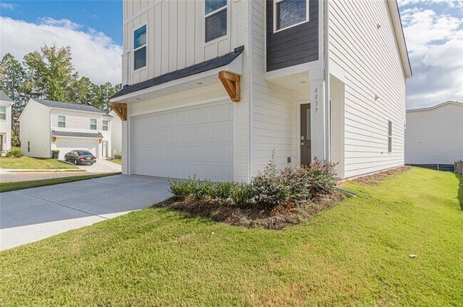 4839 Station Dr in Union City, GA - Building Photo - Building Photo