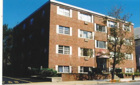 183 Belgrade in Boston, MA - Building Photo