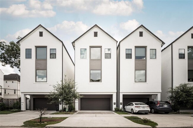 property at 2214 Arabelle St