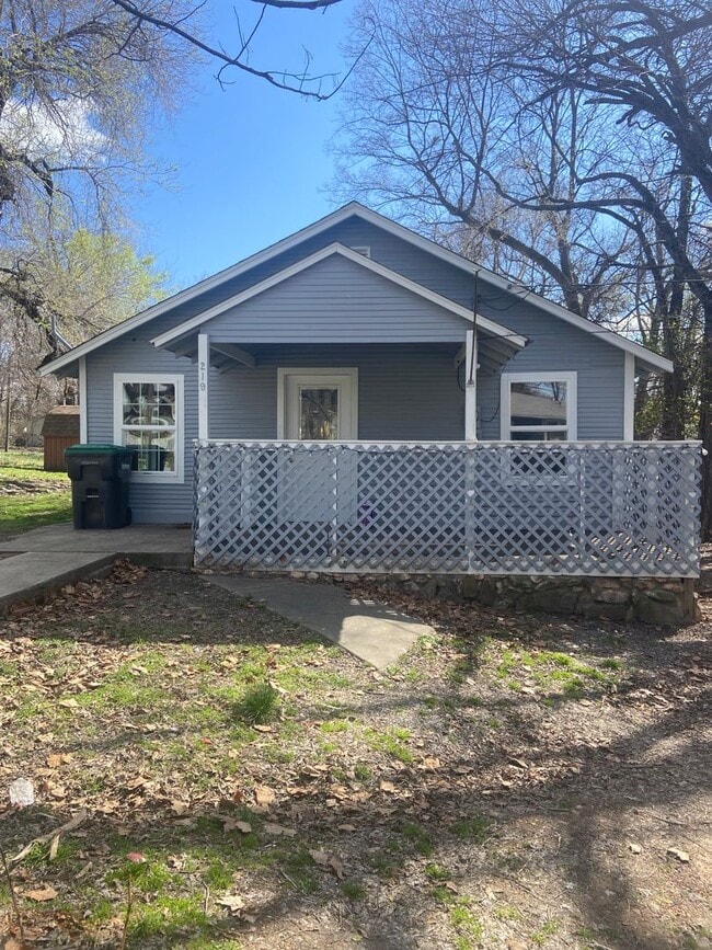 property at 219 W Seneca St
