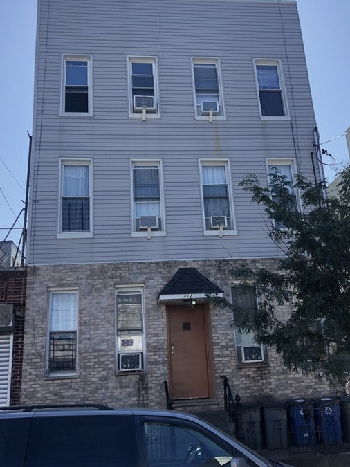 412 Harman St in Brooklyn, NY - Building Photo - Building Photo