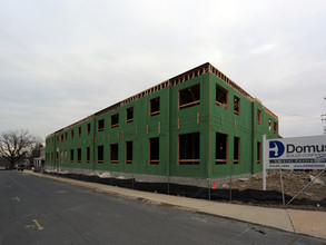 The Fairthorne Senior Housing in Philadelphia, PA - Foto de edificio - Building Photo