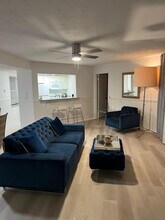 3218 SE Aster Ln in Stuart, FL - Building Photo - Building Photo