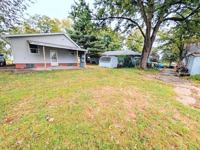 810 S 12th St in Oskaloosa, IA - Foto de edificio - Building Photo