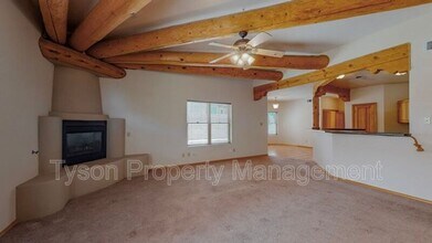 10509 Tuscany Dr NW in Albuquerque, NM - Building Photo - Building Photo