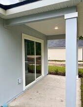 4243 Spring Park Rd in Jacksonville, FL - Building Photo - Building Photo