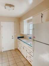 5601 19th Ave in Sacramento, CA - Building Photo - Building Photo