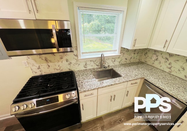 1784 Temple Ave in College Park, GA - Building Photo - Building Photo