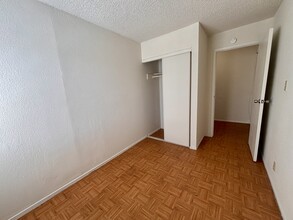 8522 MacArthur Blvd, Unit A in Oakland, CA - Foto de edificio - Building Photo