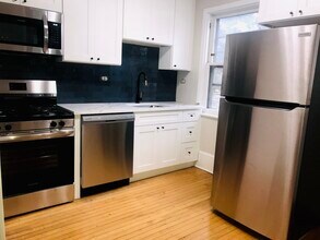 517 Hamilton St in Evanston, IL - Building Photo - Building Photo