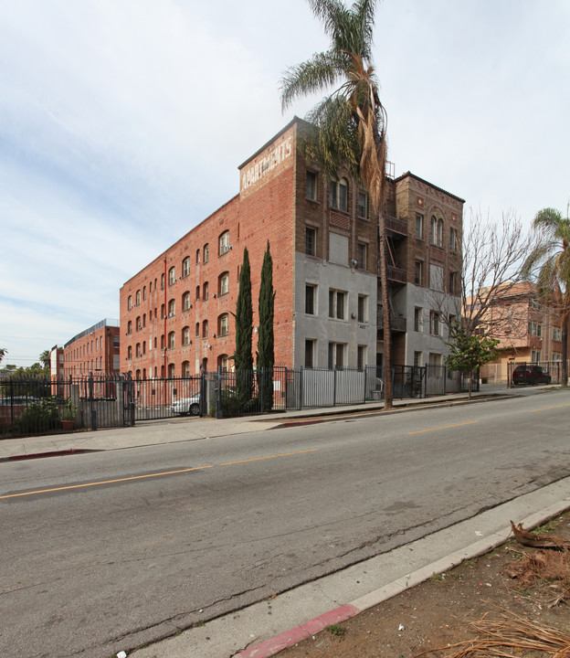 457 S Bonnie Brae in Los Angeles, CA - Building Photo