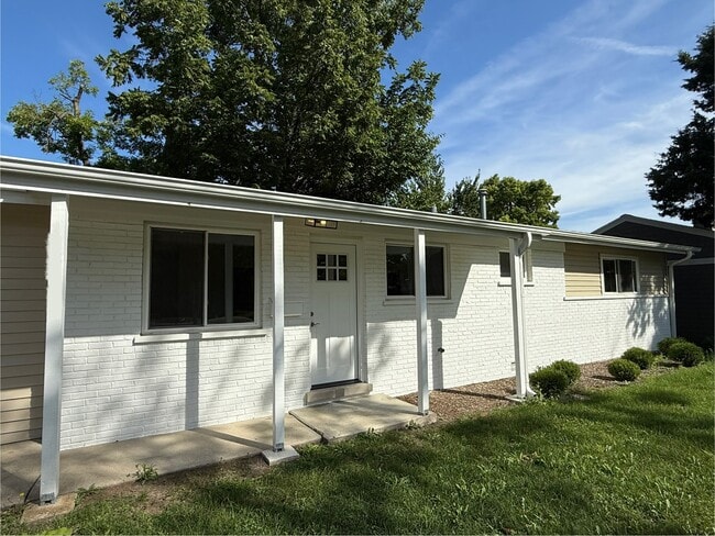 property at 1329 N Wilke Rd