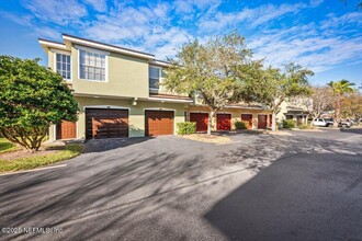 1010 Bella Vista Blvd in St. Augustine, FL - Building Photo - Building Photo