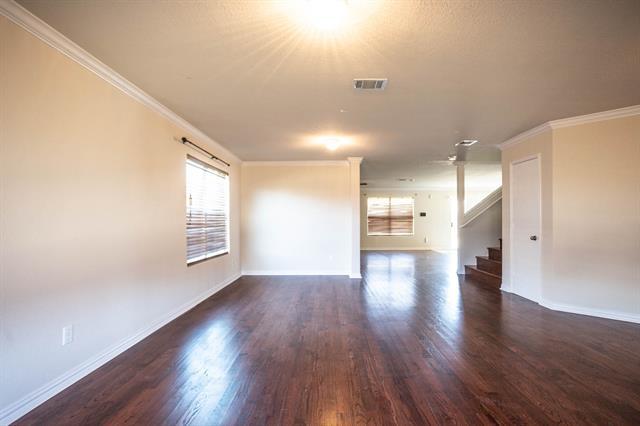 817 Green Heath Ave in Fort Worth, TX - Foto de edificio - Building Photo